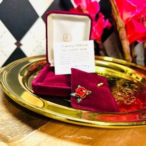 Diamond (1.5point) + Gold Plated Franklin Mint| The Lover’s Rose Pin| LTD Ed'78